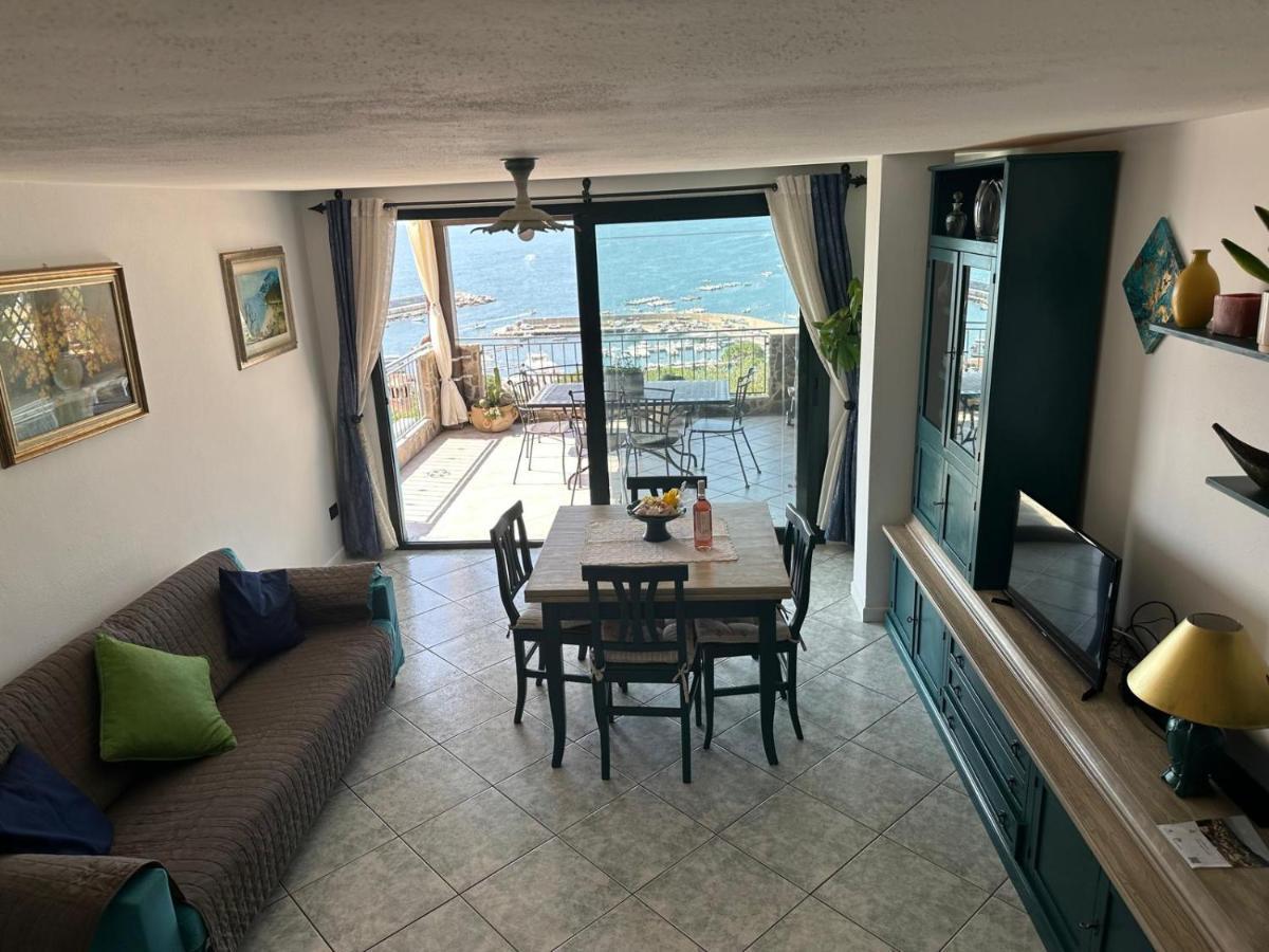 Appartamento Picasso Cala Gonone Exterior photo