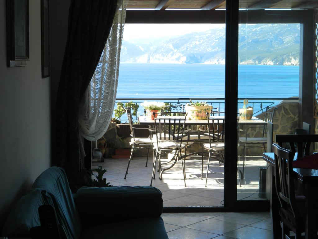 Appartamento Picasso Cala Gonone Exterior photo